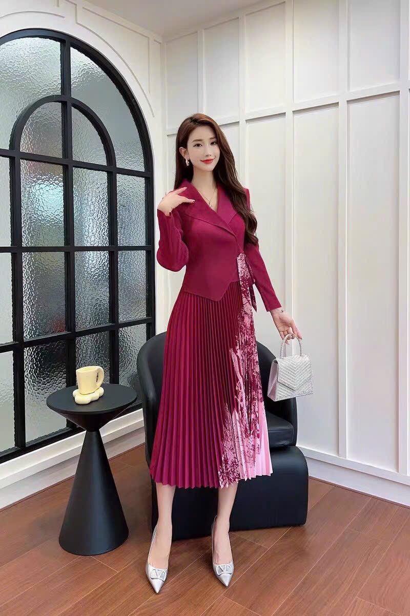 ĐẦM DẬP LY CỔ VEST CHÂN HOA D144